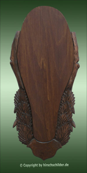 H-032018 Trophäenschild Hirsch mit Birkenblätter und Früchten